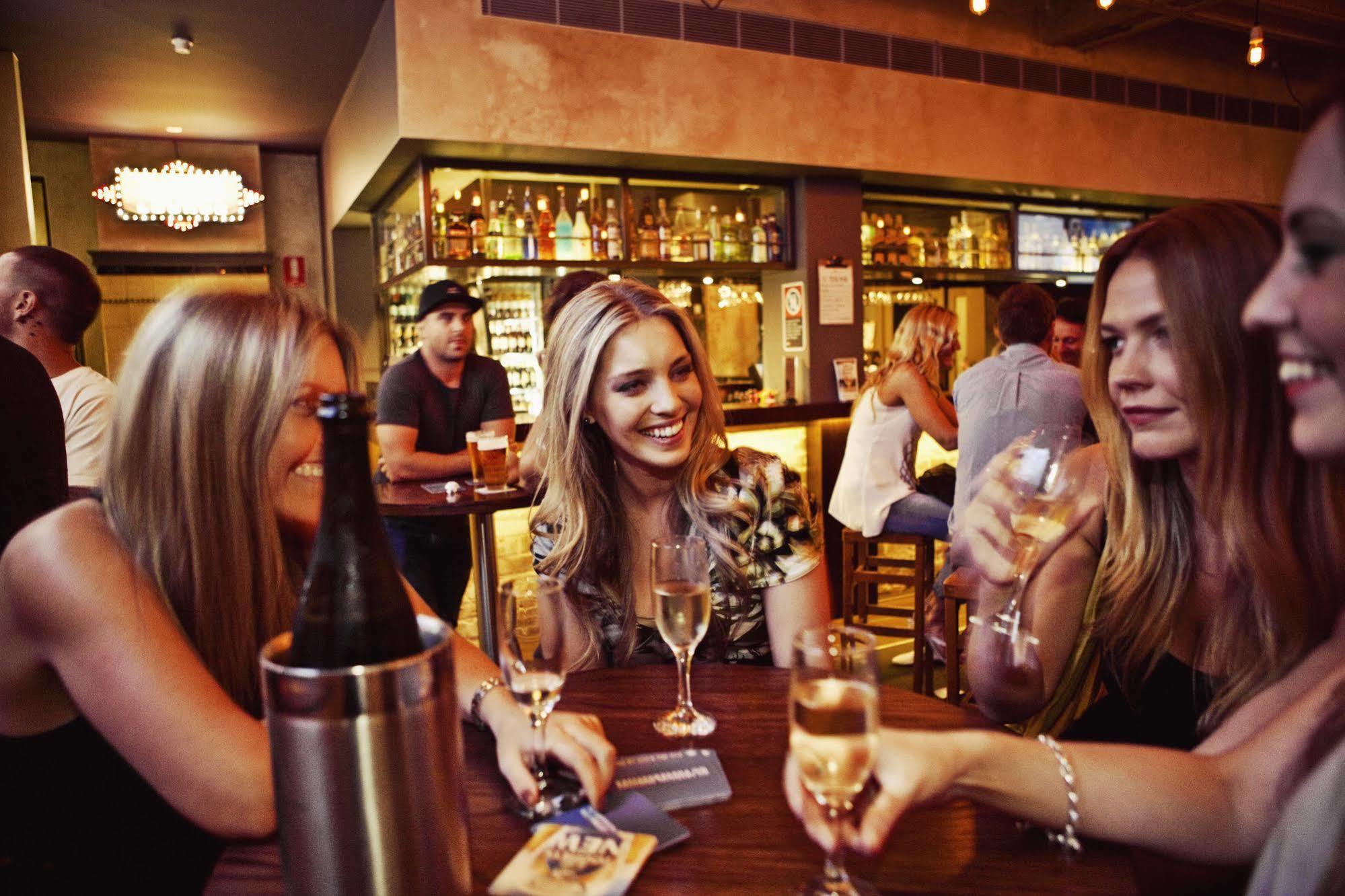 The Burwood Inn Newcastle Extérieur photo